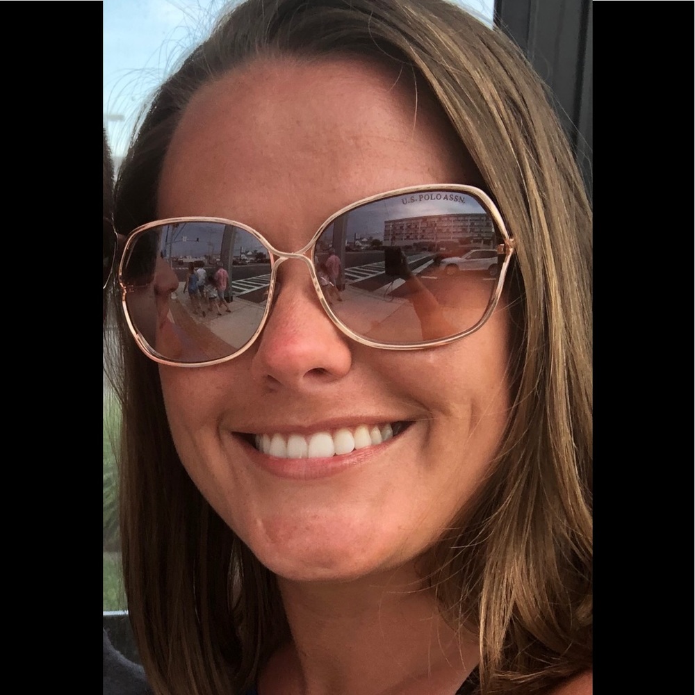 Meet your Posher, Cassie